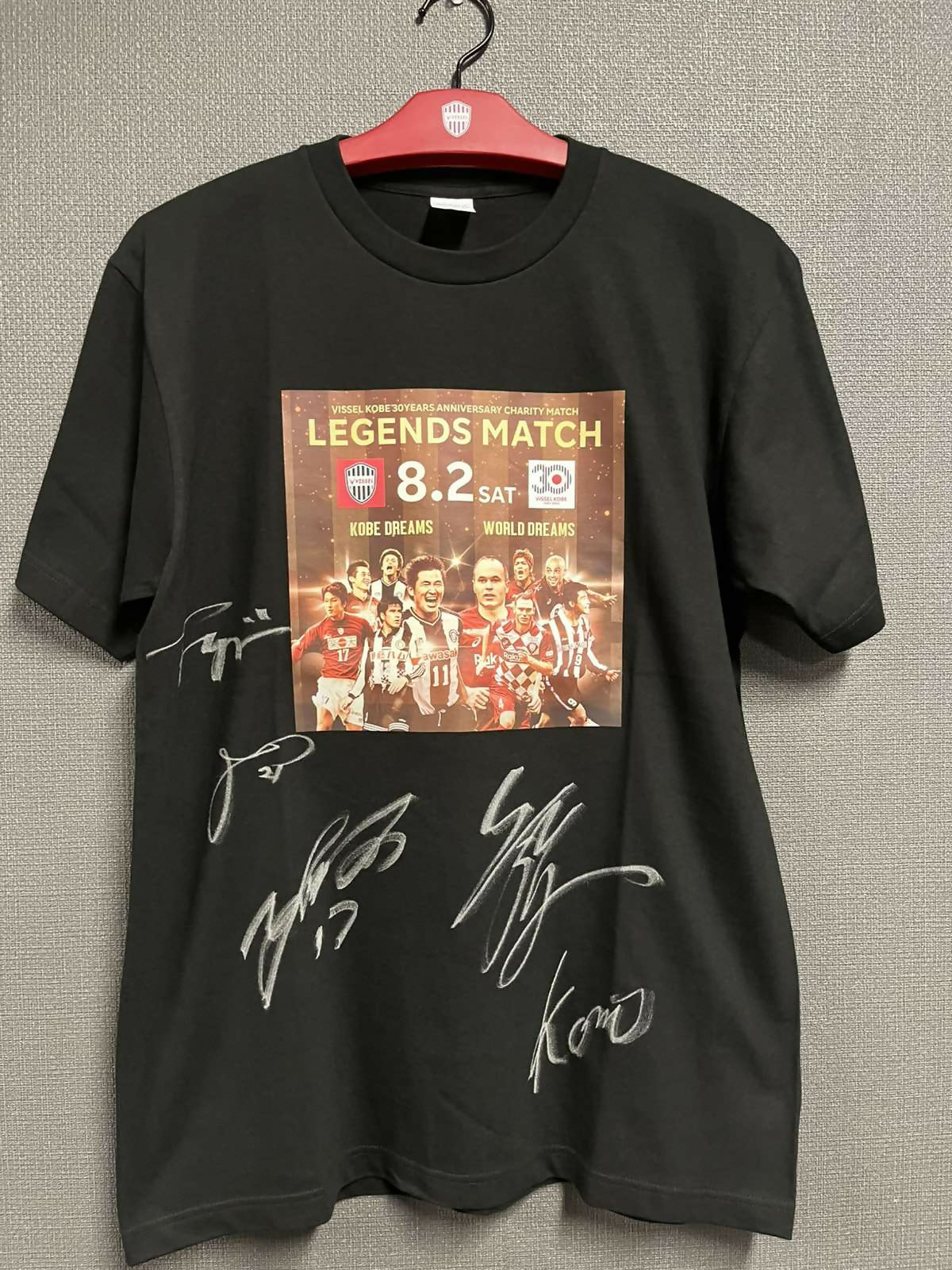 黒Tシャツ
