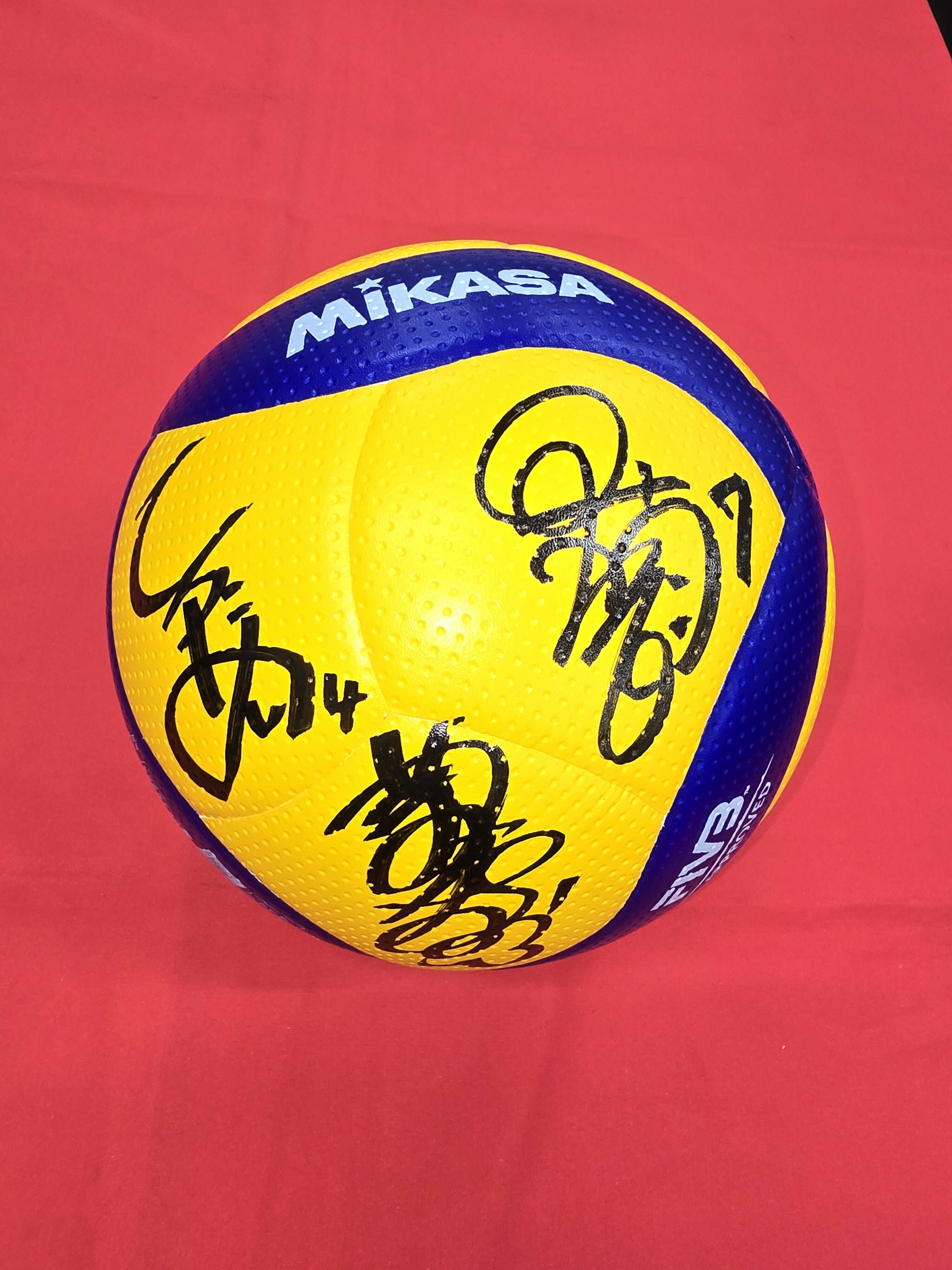 【お値下げ】Mikasa FIVB公式ボール Vリーグ　直筆サイン入り 2026年度日本代表]2025-26シーズン公式戦試合球(直筆サイン入り) – Fun