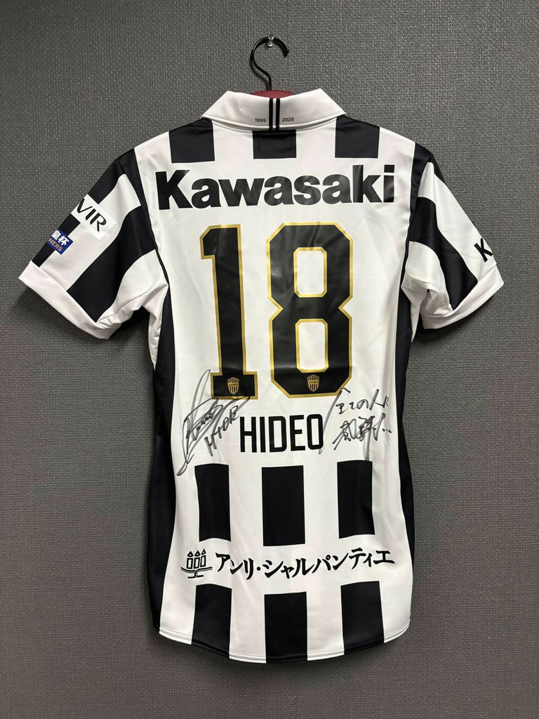 #18 HIDEO
