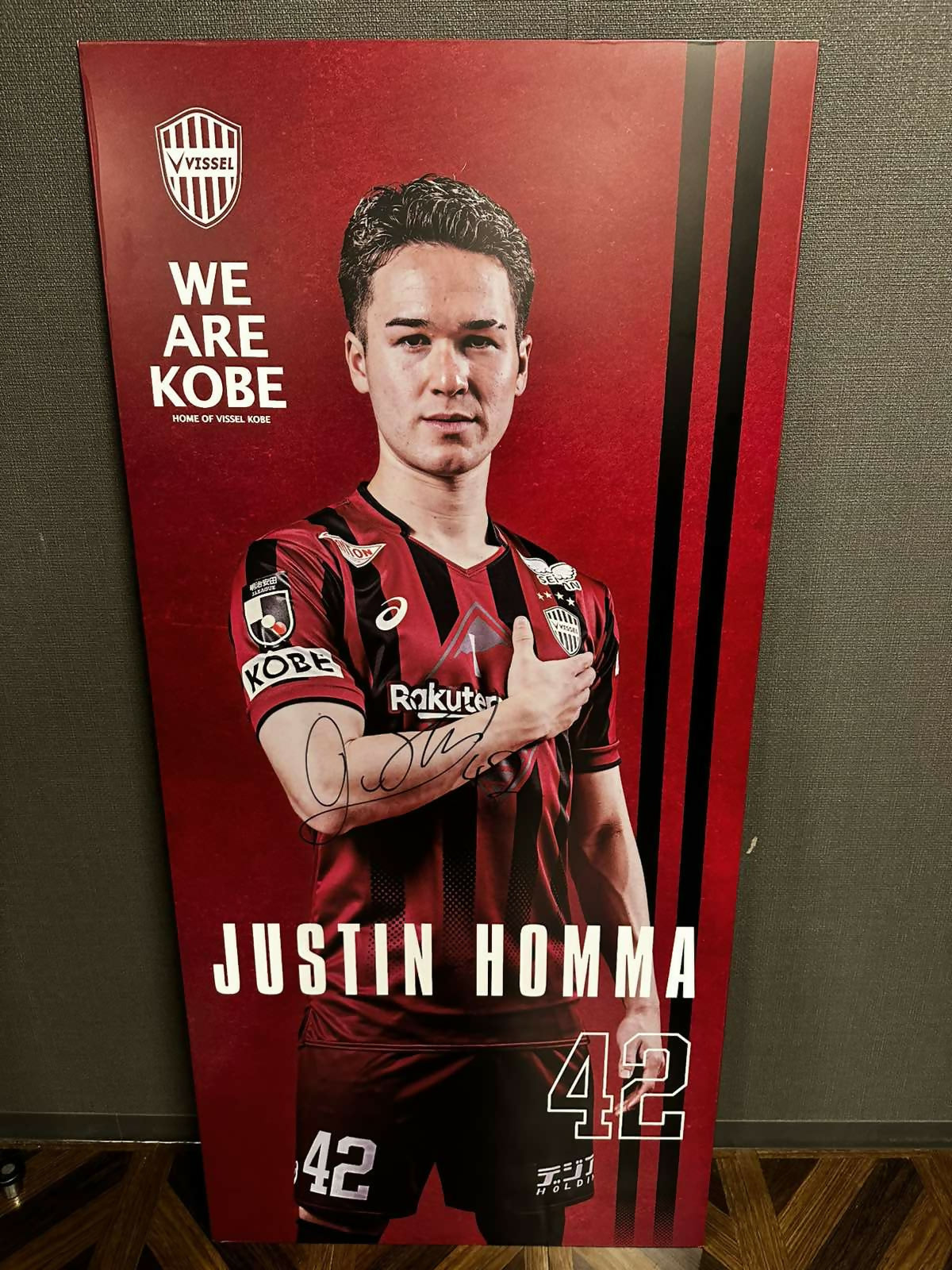 [#42 本間ジャスティン選手] 2026 プレイヤーロッカーパネル (直筆サイン入り・非売品)