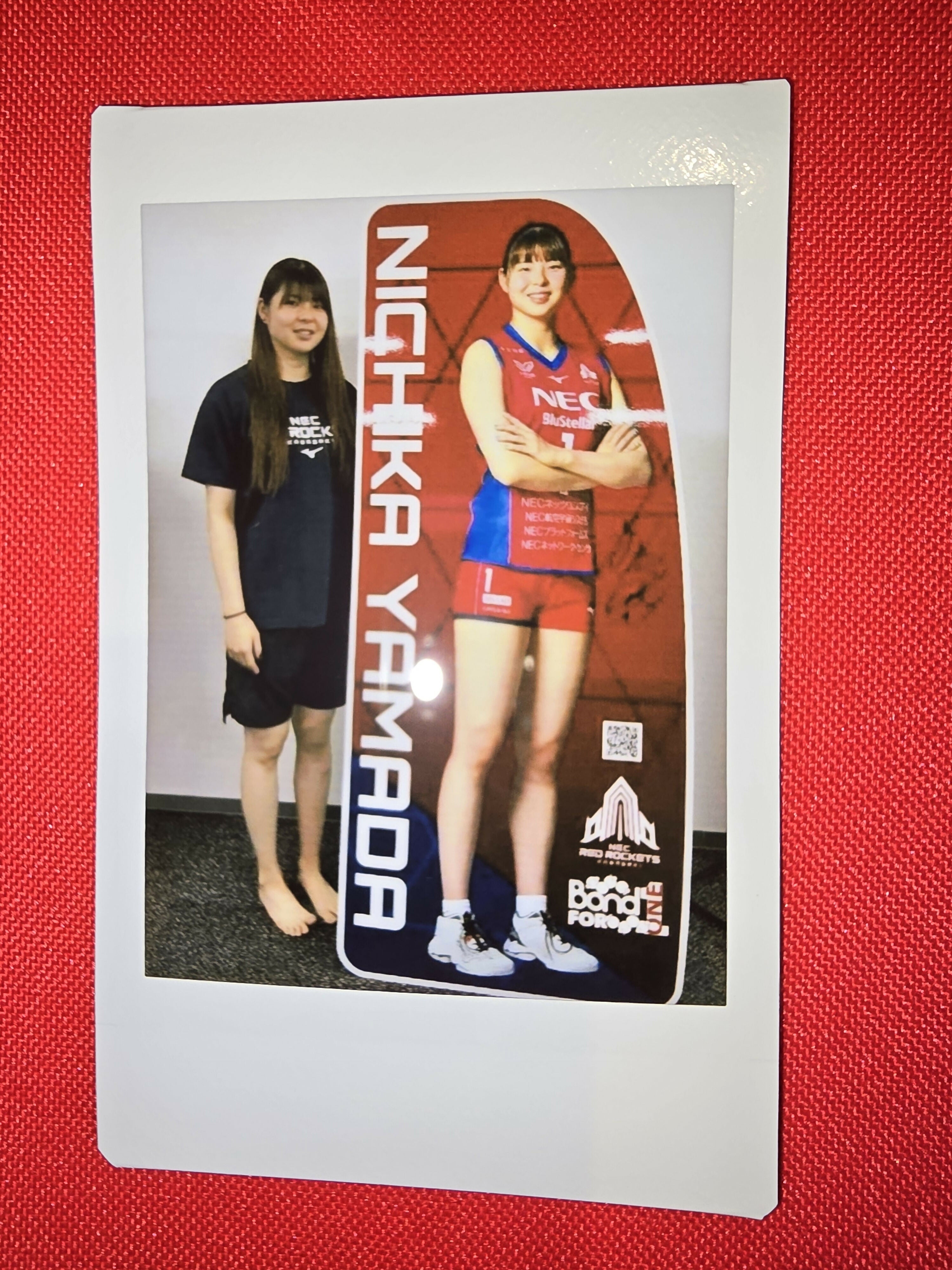 [山田二千華選手]2025-26シーズン等身大パネル(直筆サイン入り)(チェキ付)