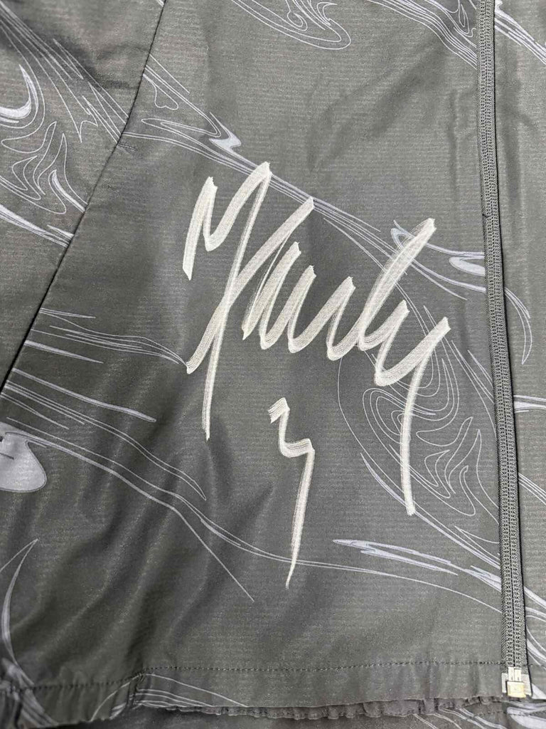 [#3トゥーレル選手]2023ピッチ入場時着用　ストレッチクロスグラフィックフーディージャケット(直筆サイン入り・実使用)