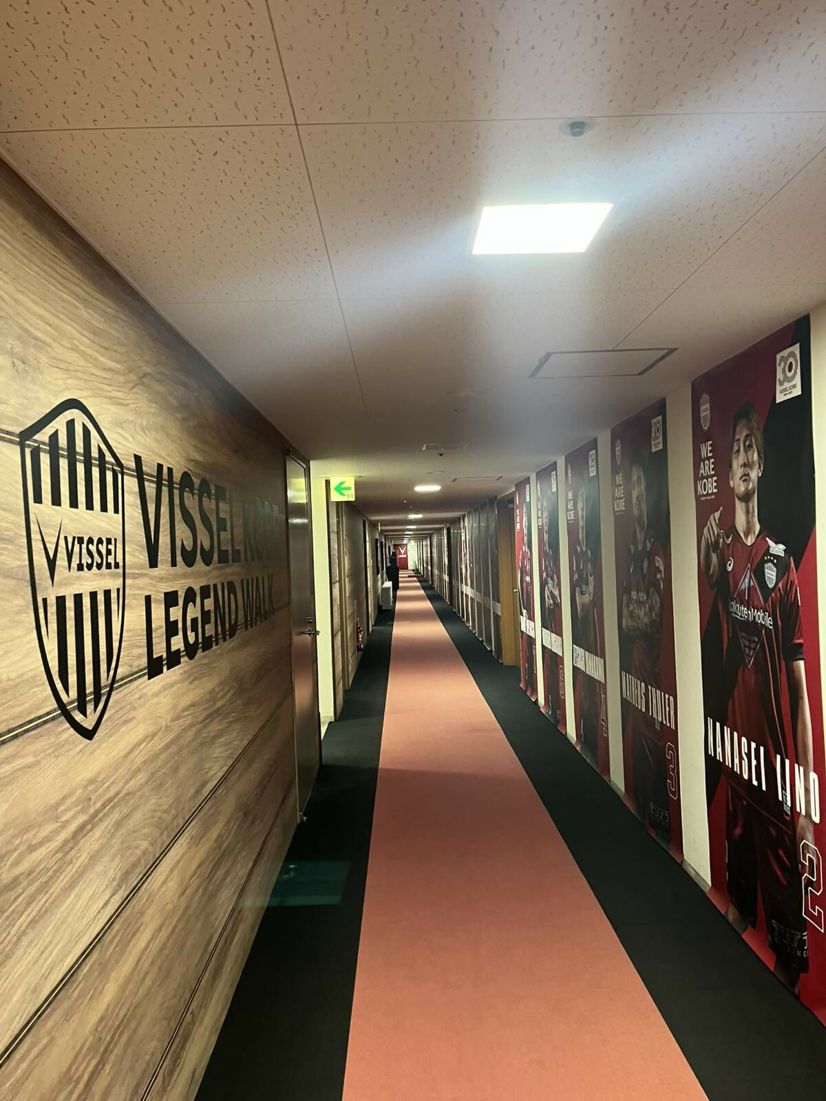 [#1 前川選手] 2025 選手ビッグポスター（直筆サイン入り・非売品）