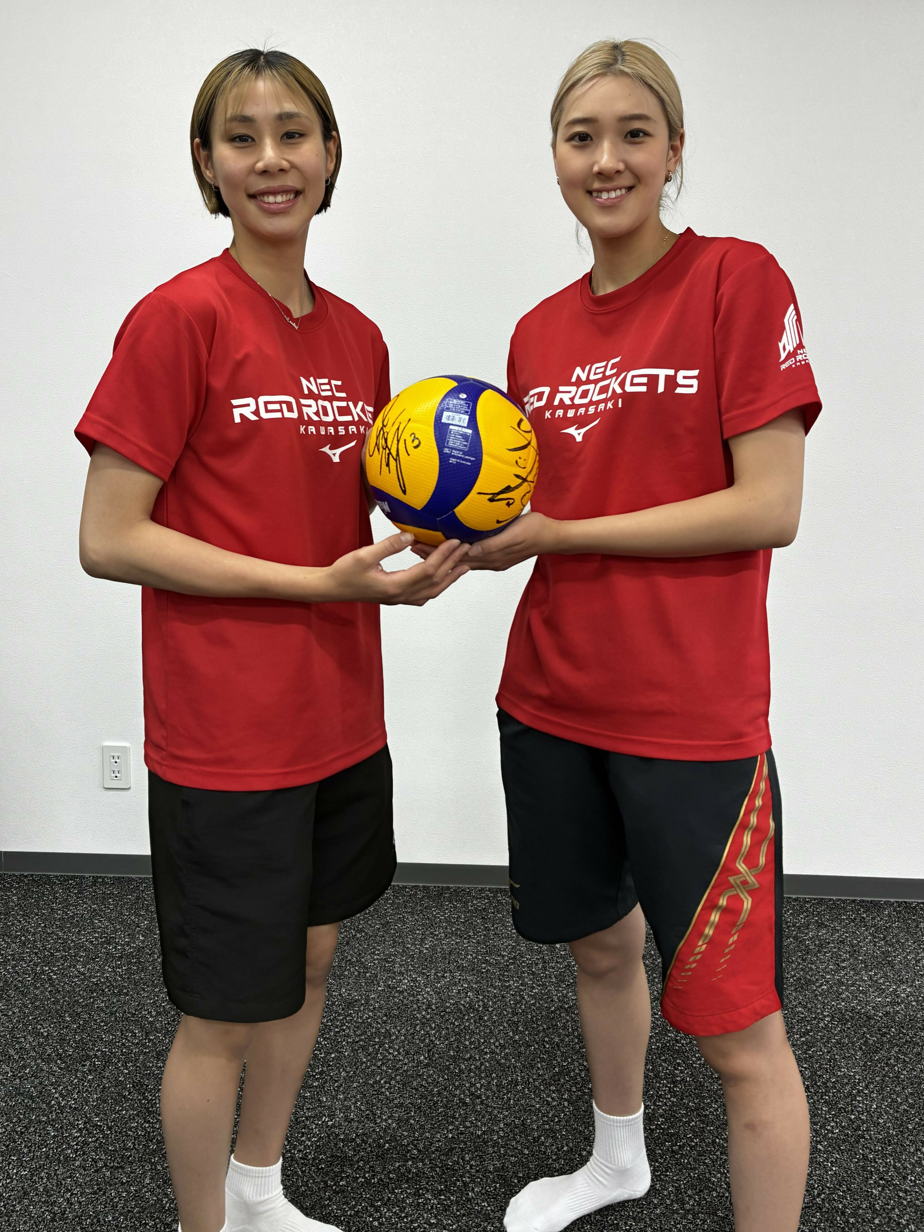 佐藤選手・和田選手]2025-26シーズン公式戦試合球(直筆サイン入り